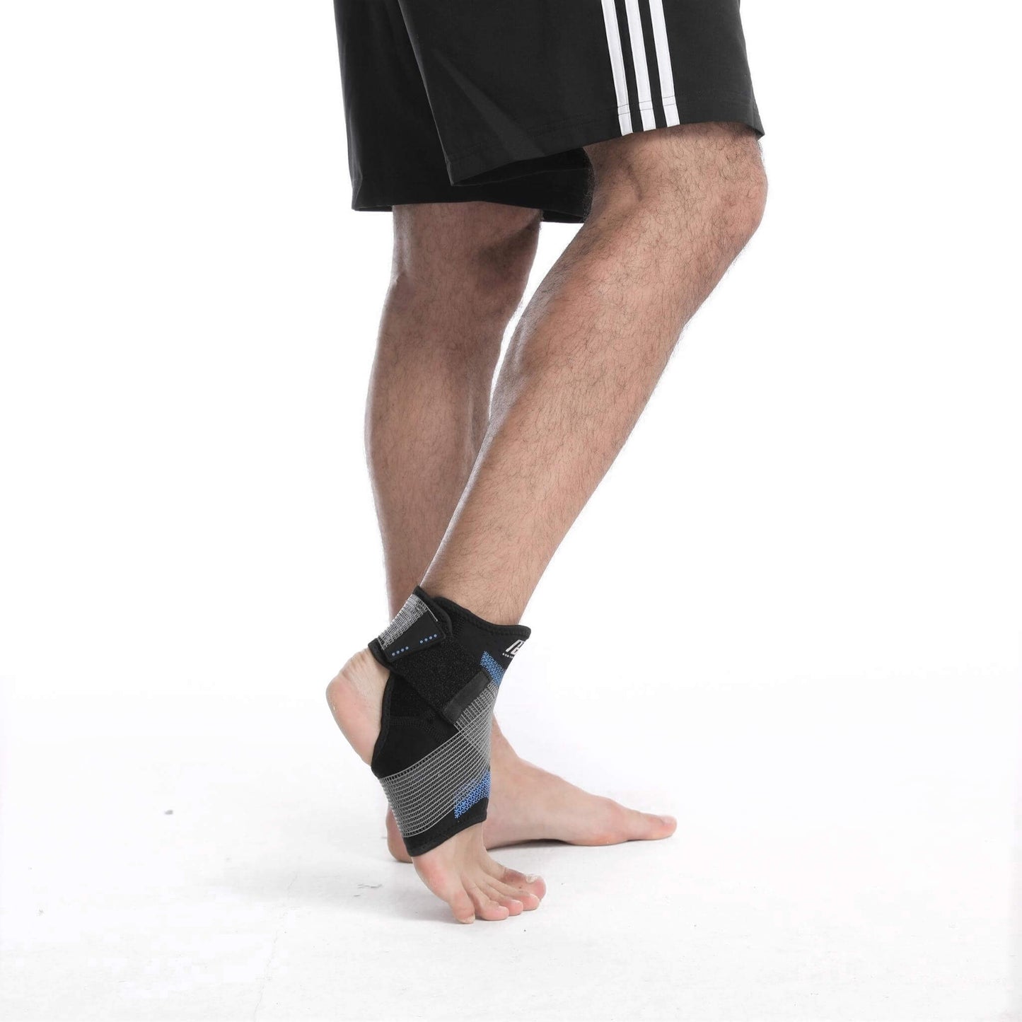 Knöchelstützbandage mit Kompressionsriemen